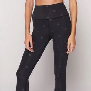 Spiritual Gangster Black Heart Leggings